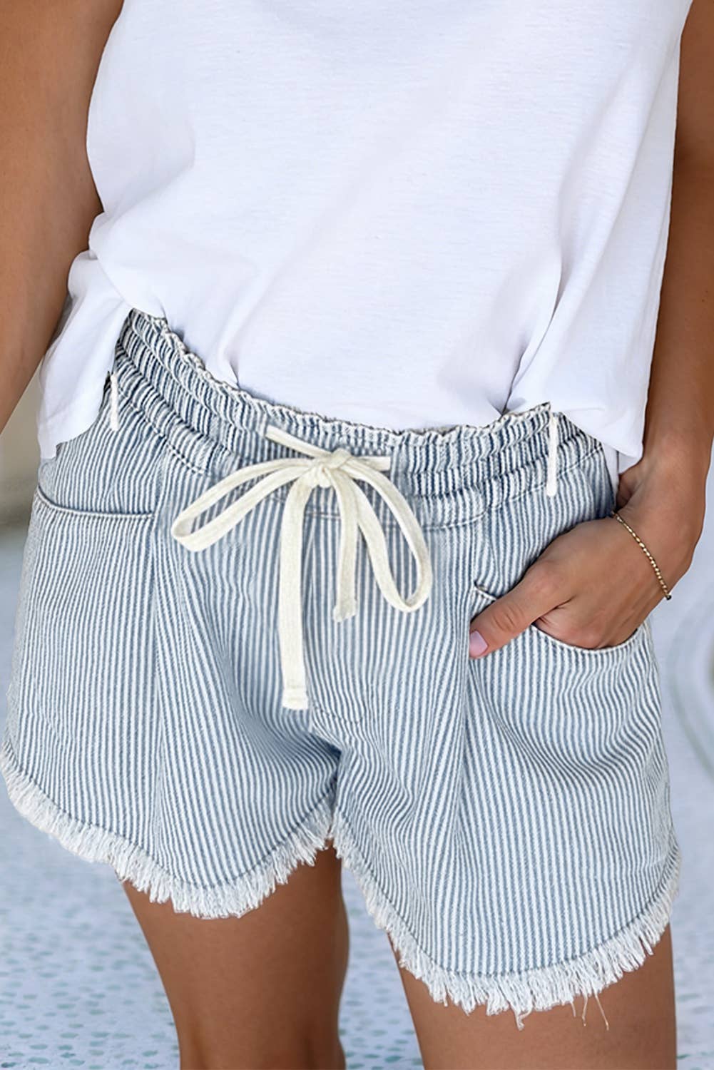 Raw Edge Drawstring Elastic Waist Denim Shorts