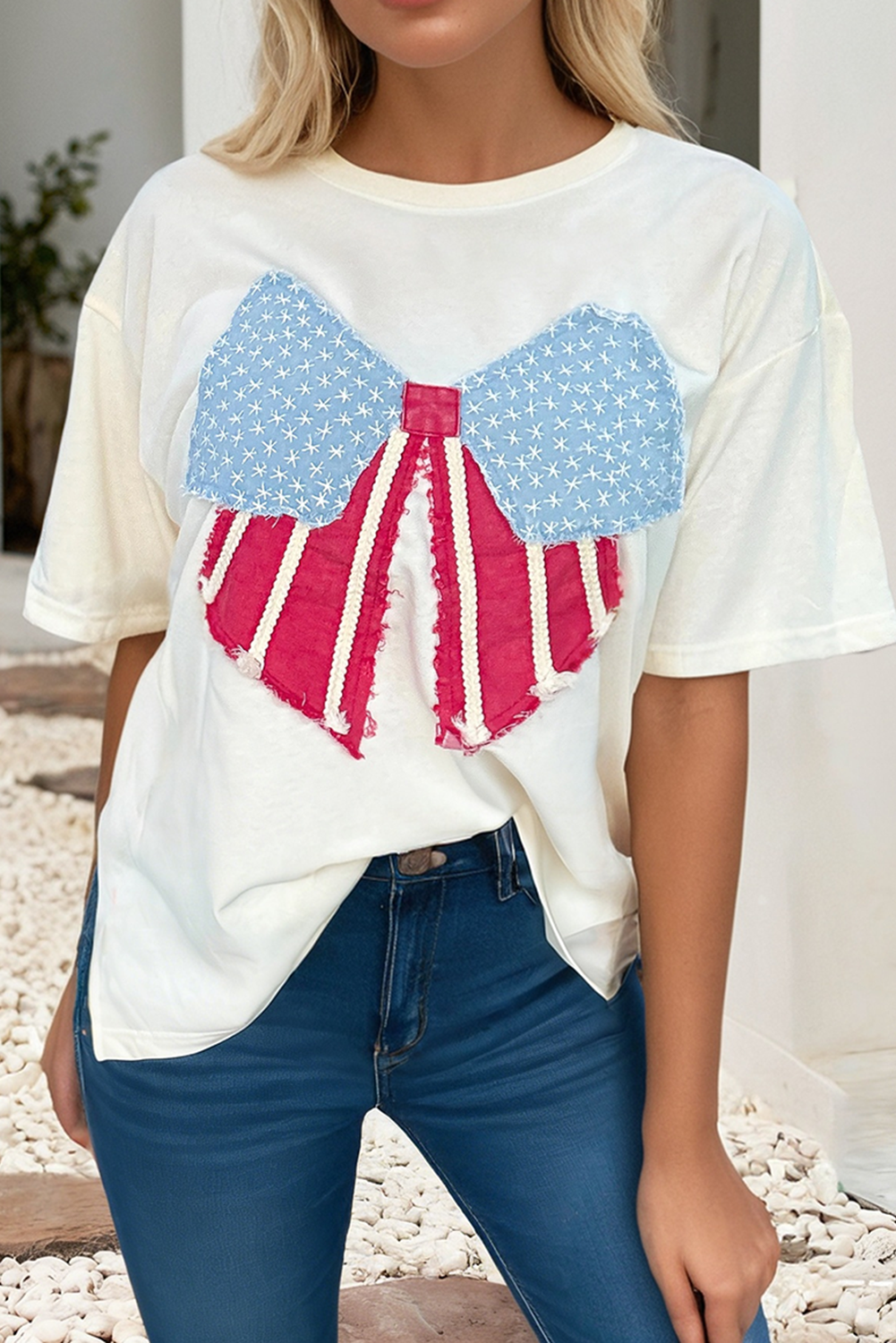 Loose Knit Vintage Flag Bow Patched T-Shirt
